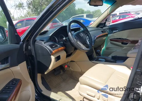 2012 Honda Accord 2.4 Ex-L from USA, damaged, VIN 1HGCP2F83CA084235